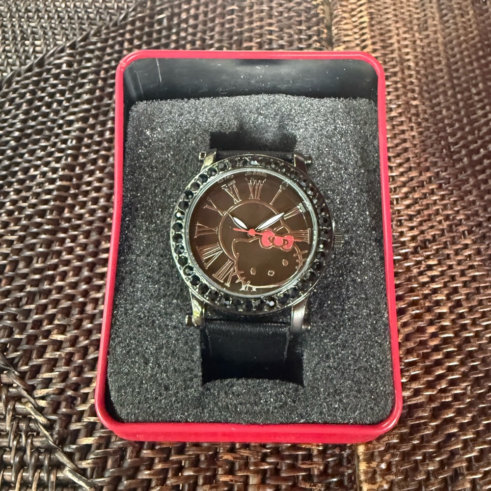 Hello Kitty, watch